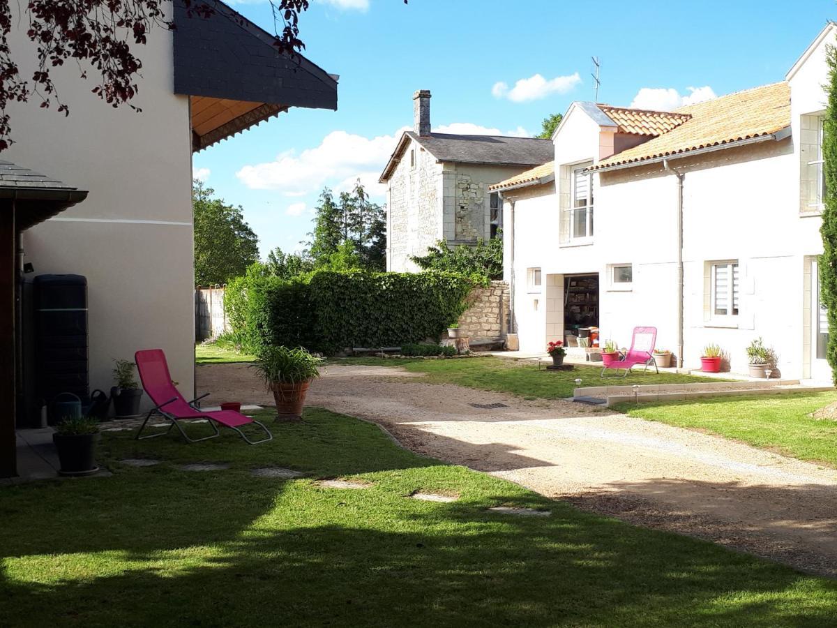 Gite Amanala Poitou Saint-Genest-d'Ambiere Екстер'єр фото